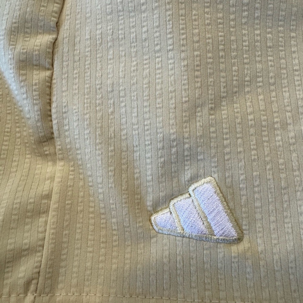 adidas Women’s Pale Yellow Pleated Golf Skort - Picture 2 of 6